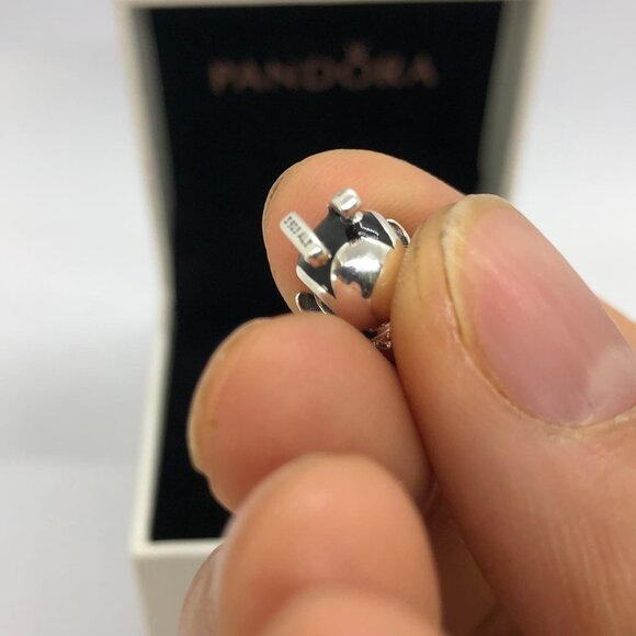 ✨🔥Pandora Skiing Penguin Charm - Picture 9 of 11